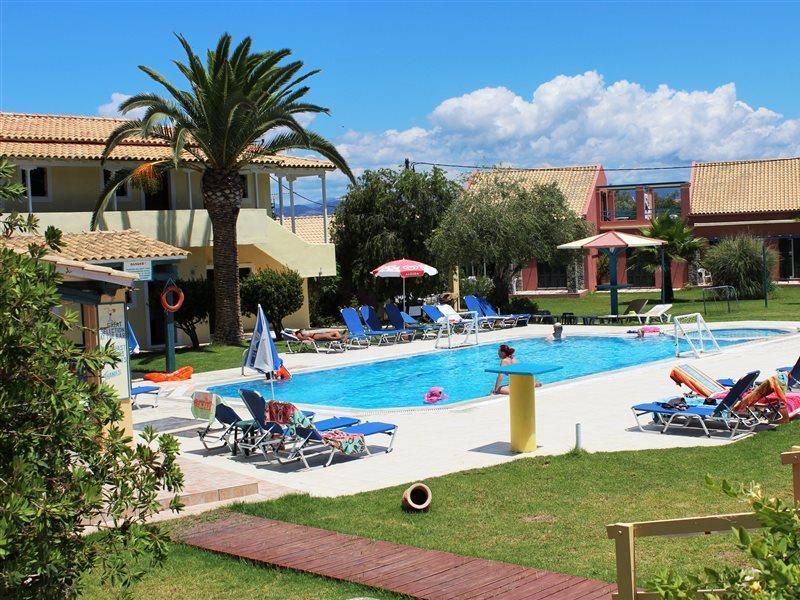 Royal Garden Apartments Kavos Exterior photo